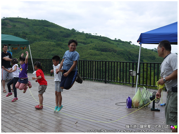 跨年來這裡 跟阿里山 日出 一樣美 不遠 就在新竹 天湖農園露營區 睡天使醒惡魔成長日誌